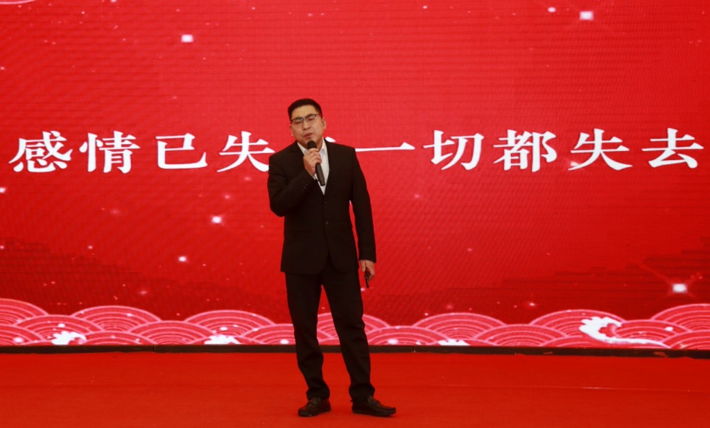 仓储部张伟带来的歌曲