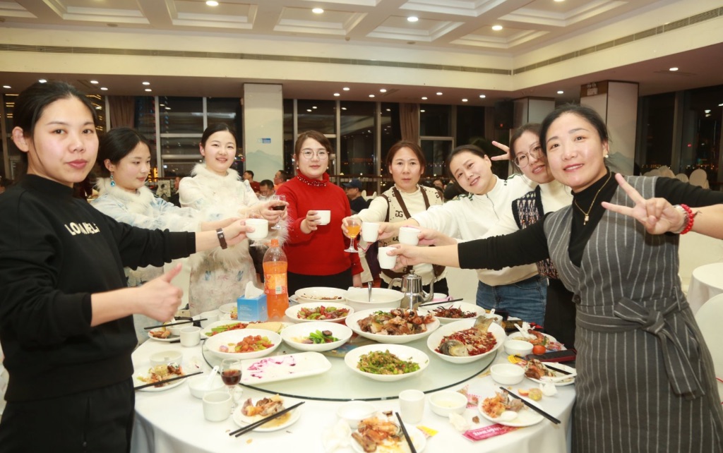 瑞华销售与后勤部家人们