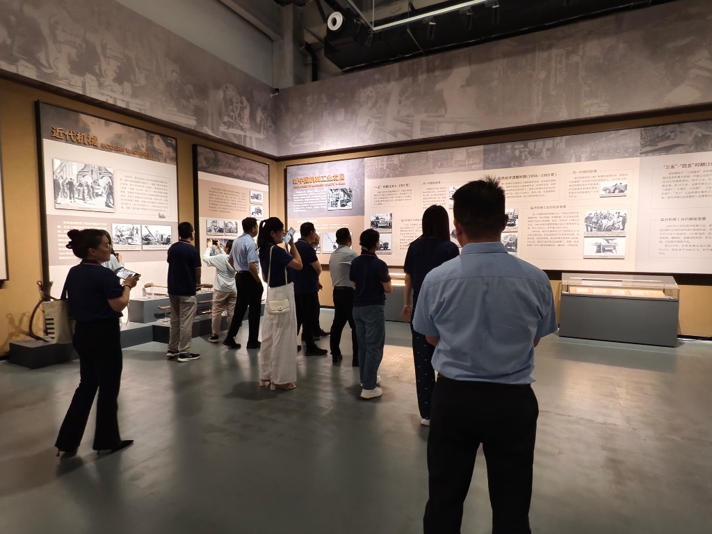 博物馆参观发展历程