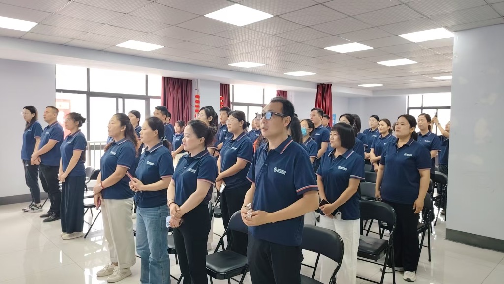 瑞华这一群人坚持了10年