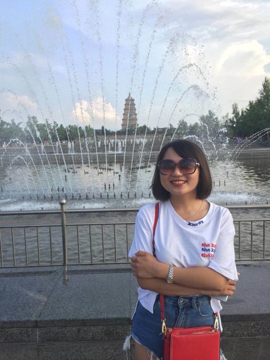 奔赴闲暇时光,展露灿烂笑颜,享受轻松惬意的美好时刻