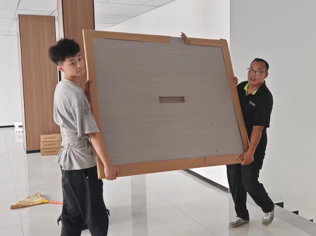 新家具出场