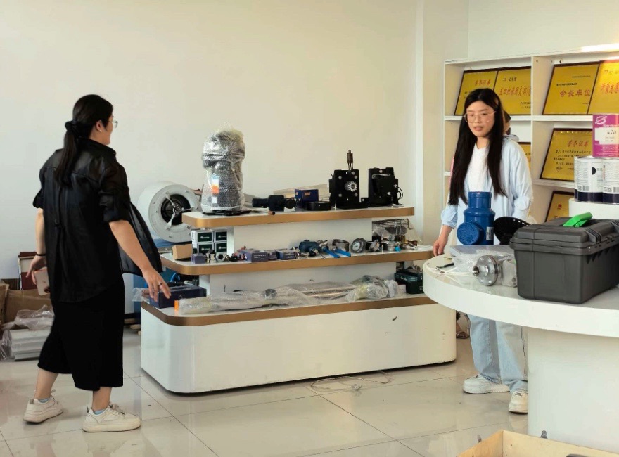 布置展厅