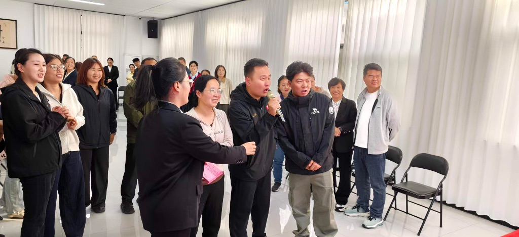 开场热身游戏